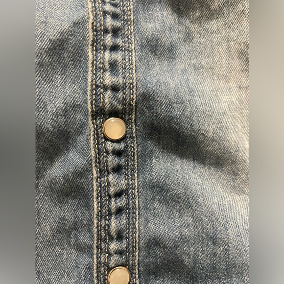 &Denim by H&M Pearl Snap Denim Shirt – Big Kid Size 11-12 - Picture 3 of 7